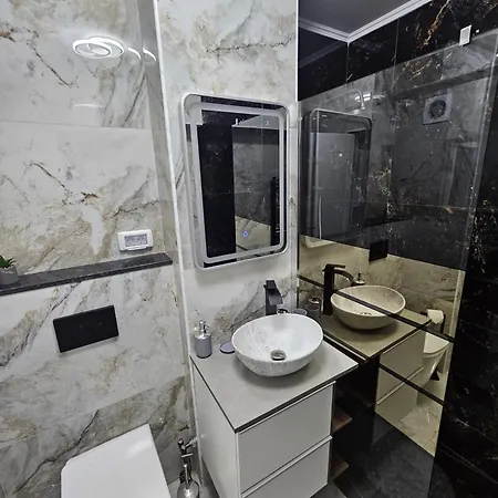 아파트 Luxury Paco