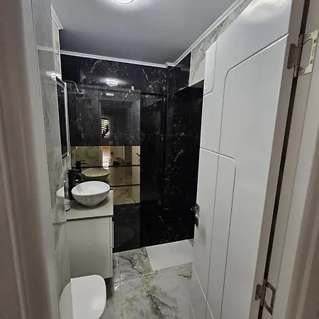 아파트 Luxury Paco *