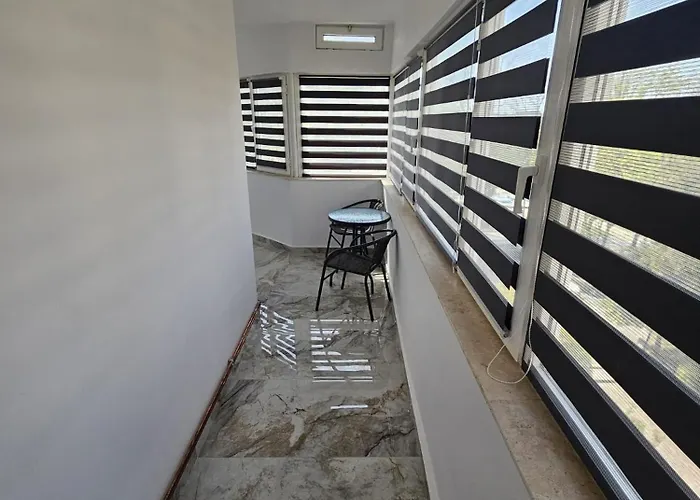 Luxury Paco דירה